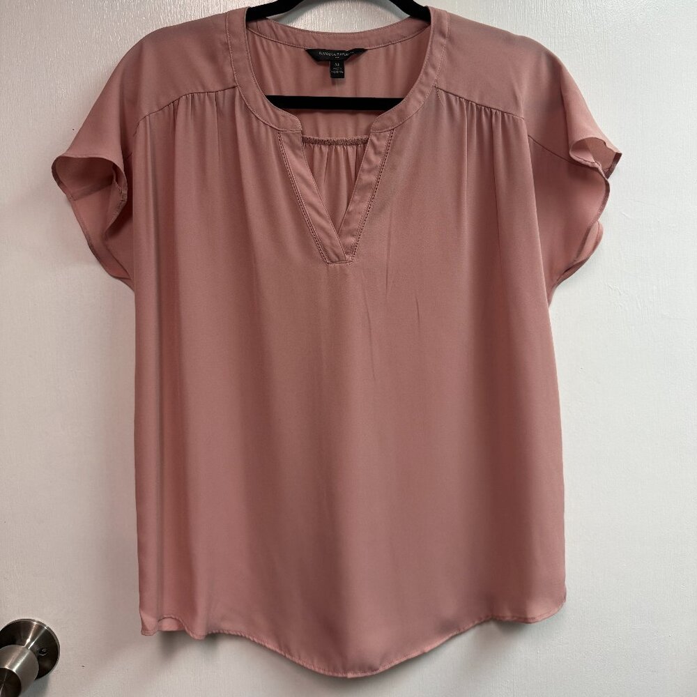 Banana Republic Women's Blush Lightweight Cap Sleeve Sheer Blouse Sz M